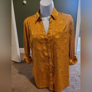 Xs candies button up